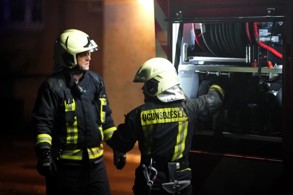 Изображение к статье: В Риге в результате пожара в жилом доме погиб человек