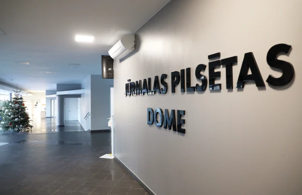 Изображение к статье: KNAB сделал замечание мэру Юрмалы за участие в принятии решения о назначении родственника