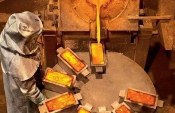 Эти слитки поедут в Поднебесную.