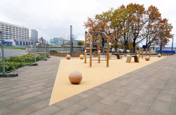 Изображение к статье: Известно, когда для жителей откроют променад на улице Мукусалас