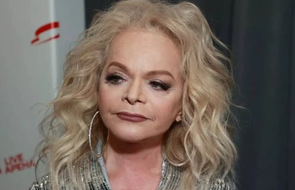 Изображение к статье: А как же две квартиры в Латвии? Долиной предрекли забвение