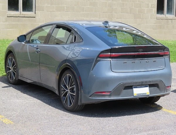 Изображение к статье: Флагманская "электричка" Страны Восходящего Солнца.