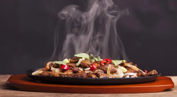 Изображение к статье: Опасности употребления слишком горячей и холодной пищи — мнение врача