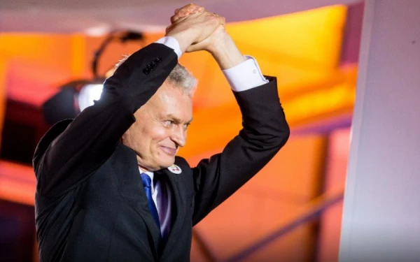 По поводу транзита белорусских удобрений Латвия и Польша будут заодно с Литвой - Науседа