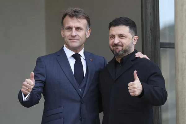 Изображение к статье: Во Франции рассказали о проблемах из-за кредита Киеву