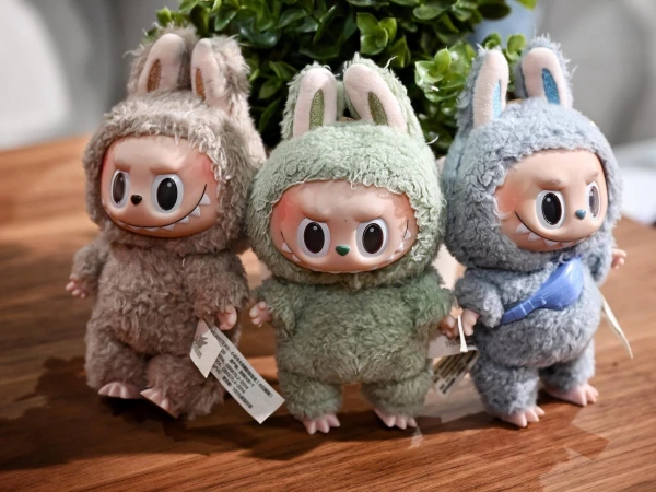 Изображение к статье: Лабубу превращается в лабуду: покупатели наигрались со странными куклами