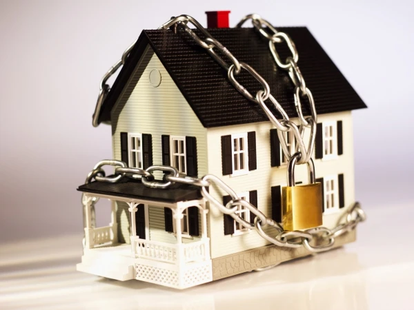 Изображение к статье: Было ваше, станет наше: с 1 января в Латвии по новому конфискуют имущество