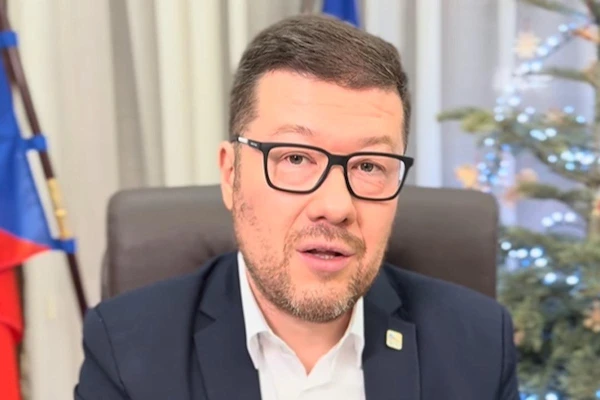 «Воры хунты Зеленского»: спикер парламента Чехии устроил скандал новогодним обращением