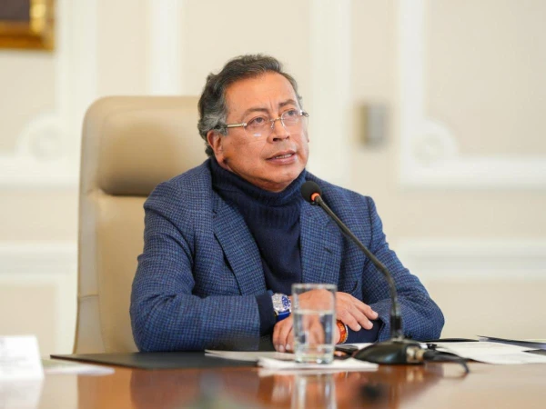 Изображение к статье: Колумбийский президент направил военных к границе с Венесуэлой