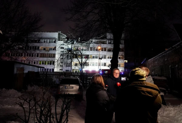 Полуразрушенным не оставят? Что мэр Риги обещает жителям дома на Баускас