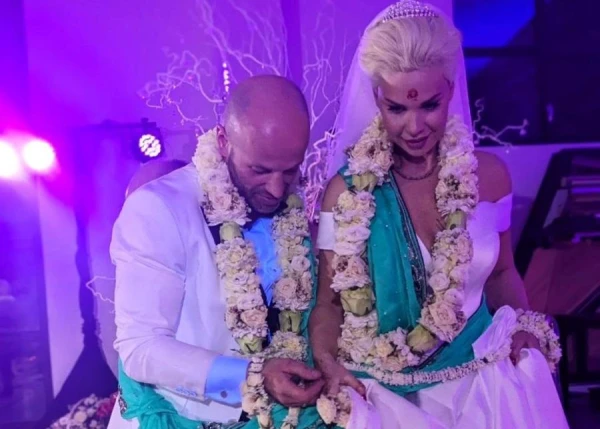 Артур Брунавс подтвердил, что его брак с Самантой Тиной завершён