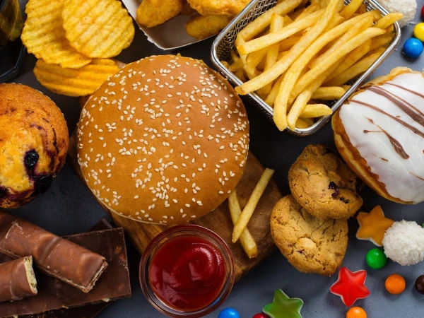 Изображение к статье: Британским производителям запретили днем рекламировать торты и мороженное