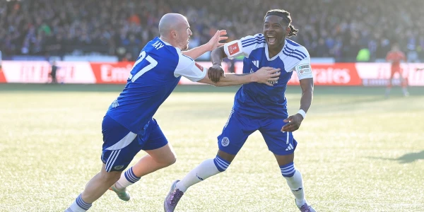 Действующий обладатель Кубка Англии «Кристал Пэлас» вылетел из розыгрыша после проигрыша клубу из 6-го дивизиона