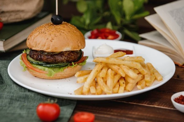 Изображение к статье: Обнаружена неочевидная связь между рационом питания и развитием деменции