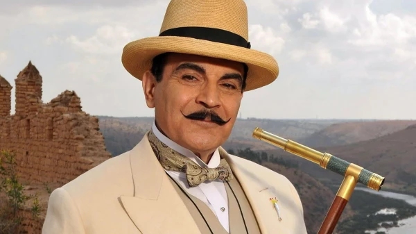 Изображение к статье: Кадр из сериала "Пуаро"