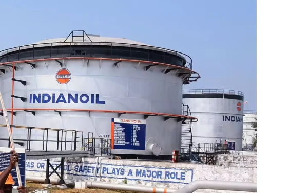 Изображение к статье: Национальная нефтянка не хочет под вторичные санкции.