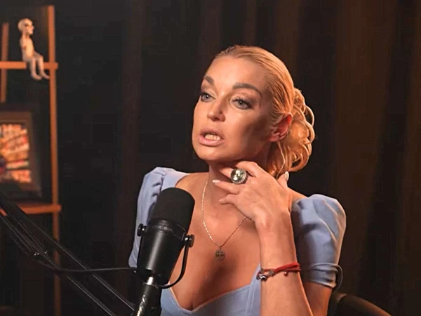 Изображение к статье: Анастасия Юрьевна не даст себя в обиду.