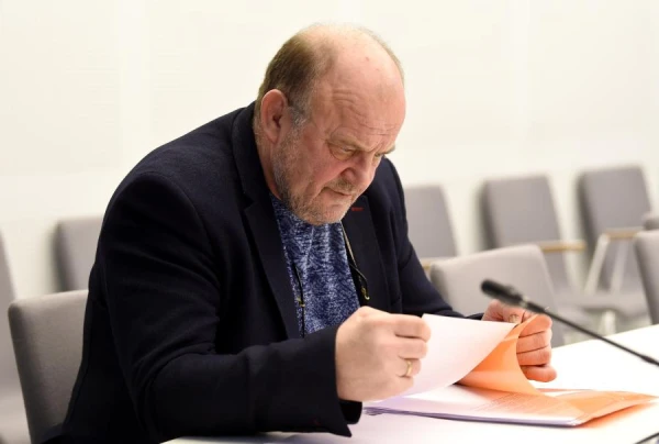 Изображение к статье: Экс-депутат Адамсон за шпионаж в пользу России приговорен к восьми годам и двум месяцам