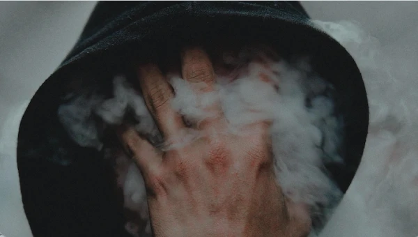 Изображение к статье: Рядом с Литвой: мужчина купил психбольницу и поселился в ней