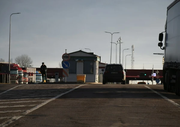 По соображениям безопасности шести иностранцам запрещён въезд в Латвию