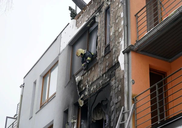 Полиция пока не выдвигает конкретных версий пожара в Крусткалны