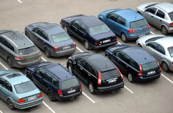 За парковку будем платить соседям: эстонцы полностью выкупили Cityparks Latvija