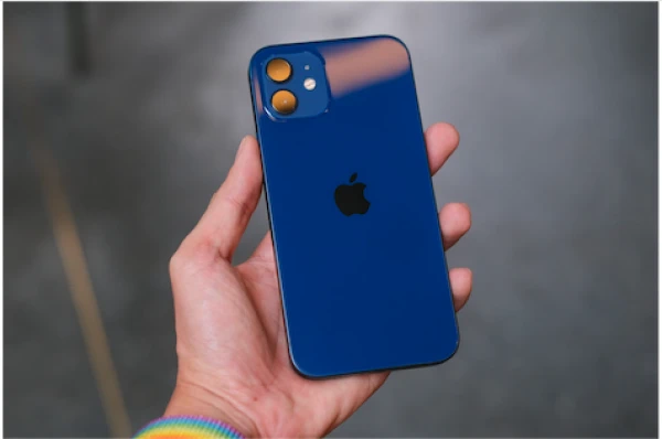 Изображение к статье: iPhone подорожают