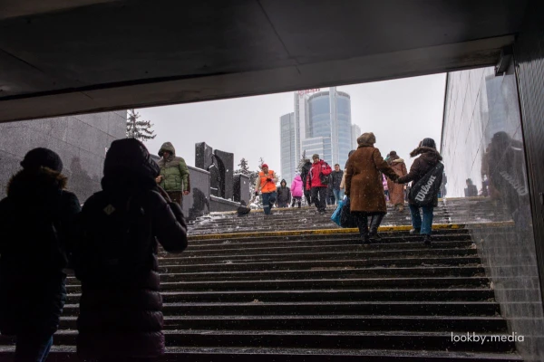 Изображение к статье: Белорусское народное хозяйство поднимается, но медленно.