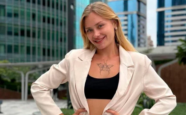 Маша по-прежнему самая красивая.