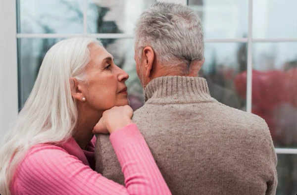 Изображение к статье: Обнародованы преимущества романов после 45 лет