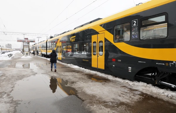 Изображение к статье: В прошлом году пассажирам поездов было выписано на четверть больше штрафов