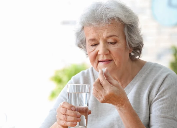 Изображение к статье: Опасные лекарства: как просроченные антибиотики разрушают почки