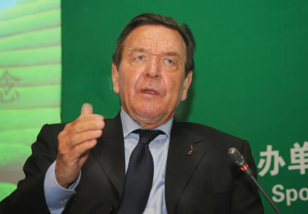 Изображение к статье: «Ужасные!» Глава МИД Эстонии раскритиковал слова Шрёдера о России