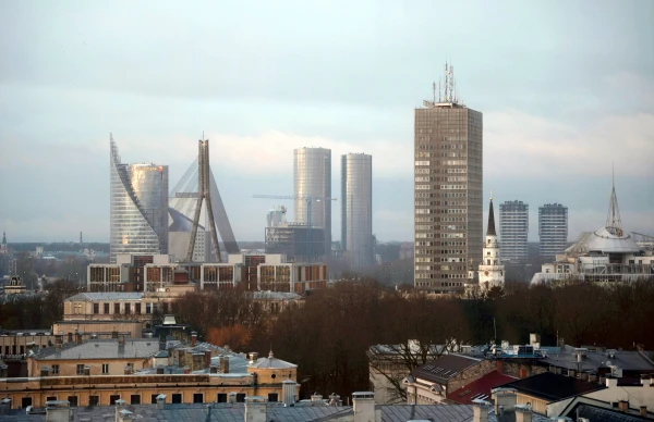 Изображение к статье: Икона Риги на фоне прочих вертикалей.