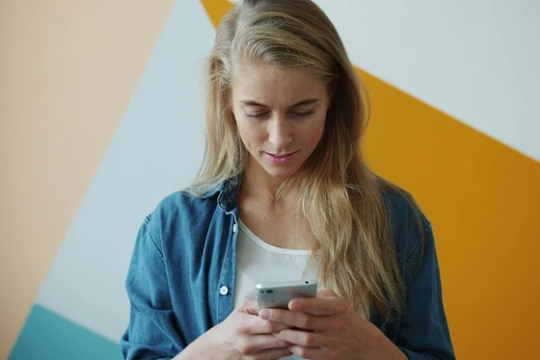 Изображение к статье: Психиатр предупредил об опасности просмотра ускоренных видеороликов