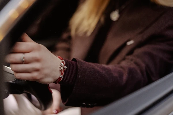 Изображение к статье: Известно, в какой парадной форме отправятся в Италию наши олимпийцы (фото)