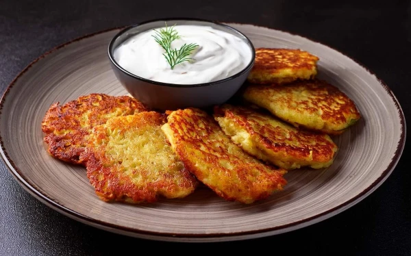 Фарш плюс тёртый картофель: быстрое блюдо, которое всегда получается сочным