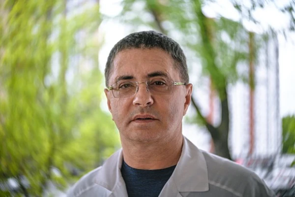 Доктор Мясников предрек одной категории людей «10 лет писать под себя»