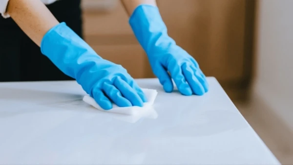 Как долго вирусы способны жить на бытовых поверхностях?