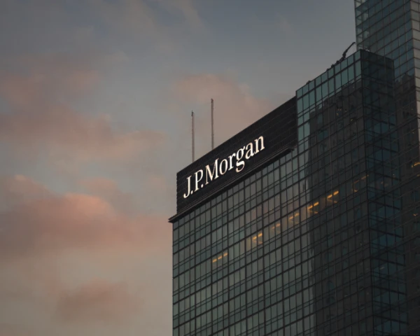 Изображение к статье: скриншот: jpmorgan.com