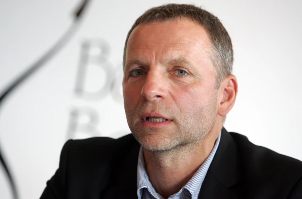 «Ни одна девушка не была отправлена». Глава латвийского модельного агентства комментирует дело Эпштейна