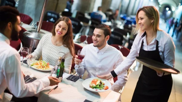 Изображение к статье: Поесть вкусно и недорого: где это сделать в Европе