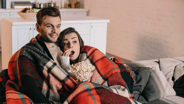 Кино как терапия: почему просмотр фильмов помогает справляться со стрессом и тревогой