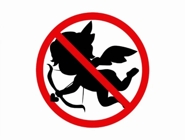 Любовь под запретом: где за День святого Валентина можно получить штраф или арест