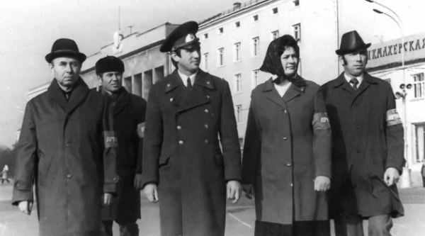 В Латвии хотят вернуть ДНД, но уже с оружием и в форме