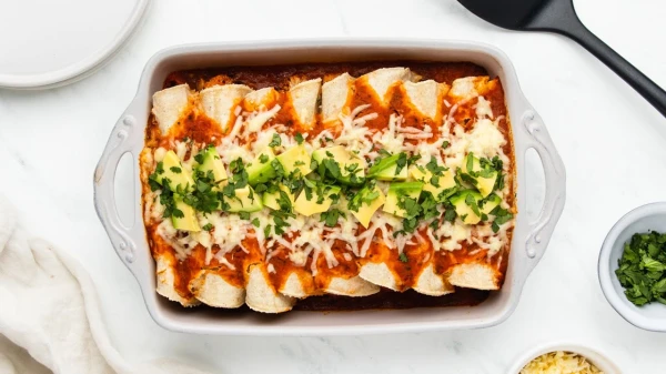 Изображение к статье: Завтрак по-мексикански: превращаем обычный лаваш в сочные рулеты