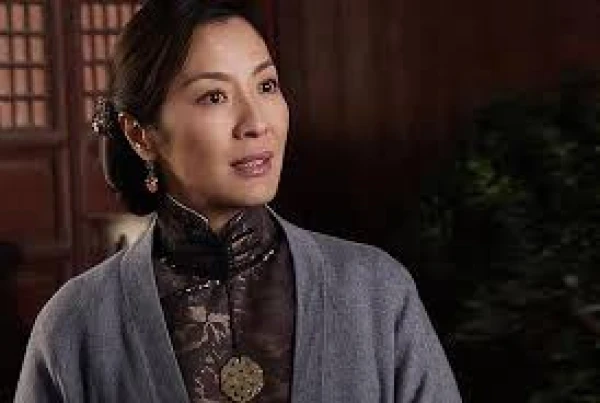 «Мисс Малайзия 1983» сыграла сразу 5 ролей у режиссера оскароносной «Аноры»