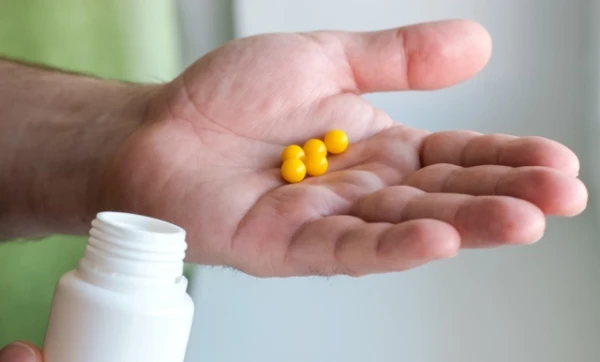 Врач назвал популярные средства, которые бесполезны для иммунной защиты