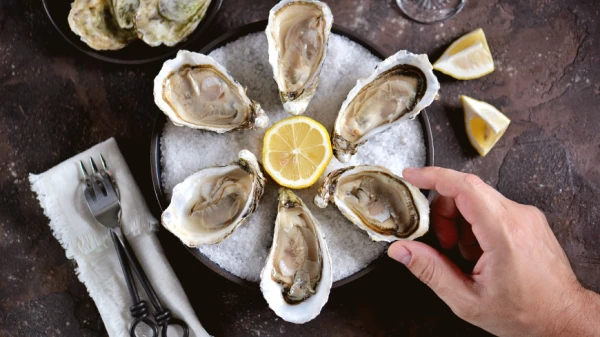 Диета для страсти: что включить в рацион, чтобы поддержать либидо