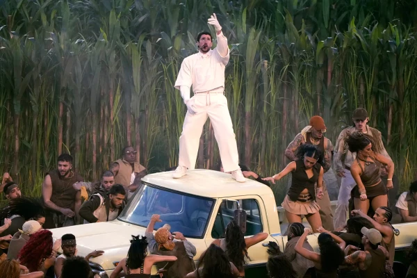 Почему шоу Бэд Банни на Супербоуле-2026 стало самым обсуждаемым